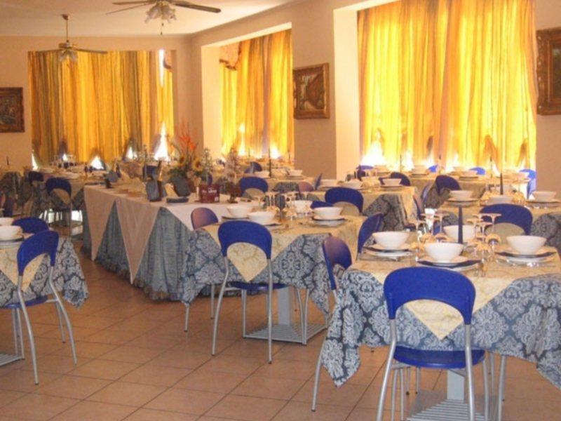 Hotel Il Pescatore بيلاريا-إيجيا مارينا المطعم الصورة